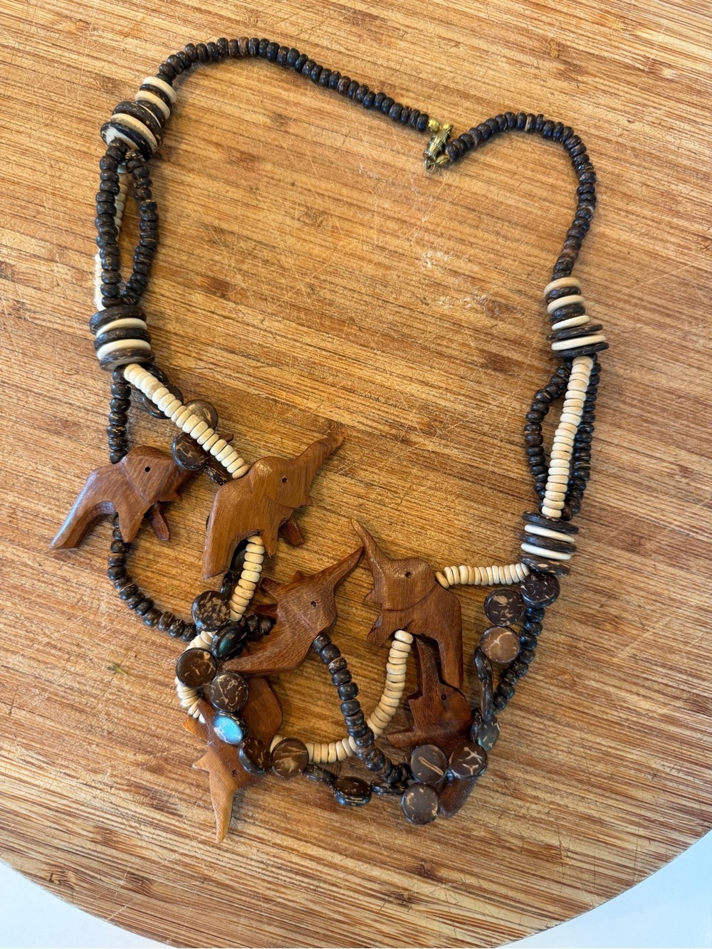 Vintage Hand Crafted Brown & Cream Elephant Wood Bead Necklace Twist Lock Close
